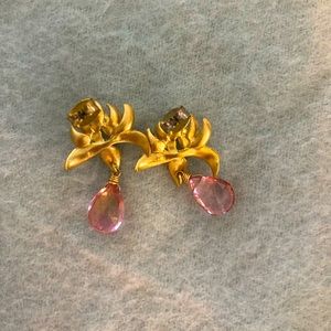 Lotus flower and pink stone earrings 🌸